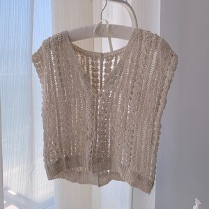 ☀️Vacation🏖️Beautiful crochet top fits XS-M